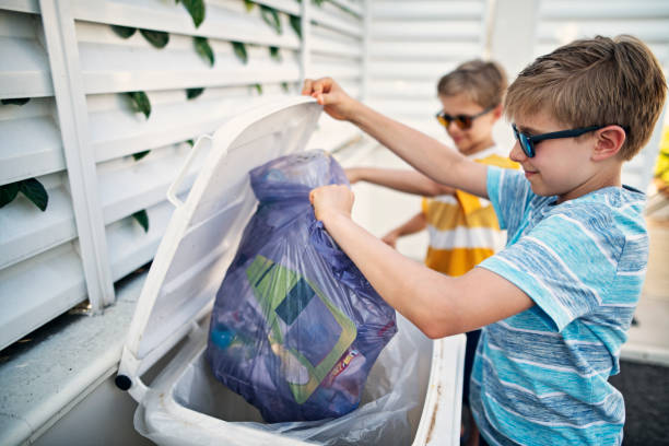 Best Yard Cleanup Services  in Monroeville, OH